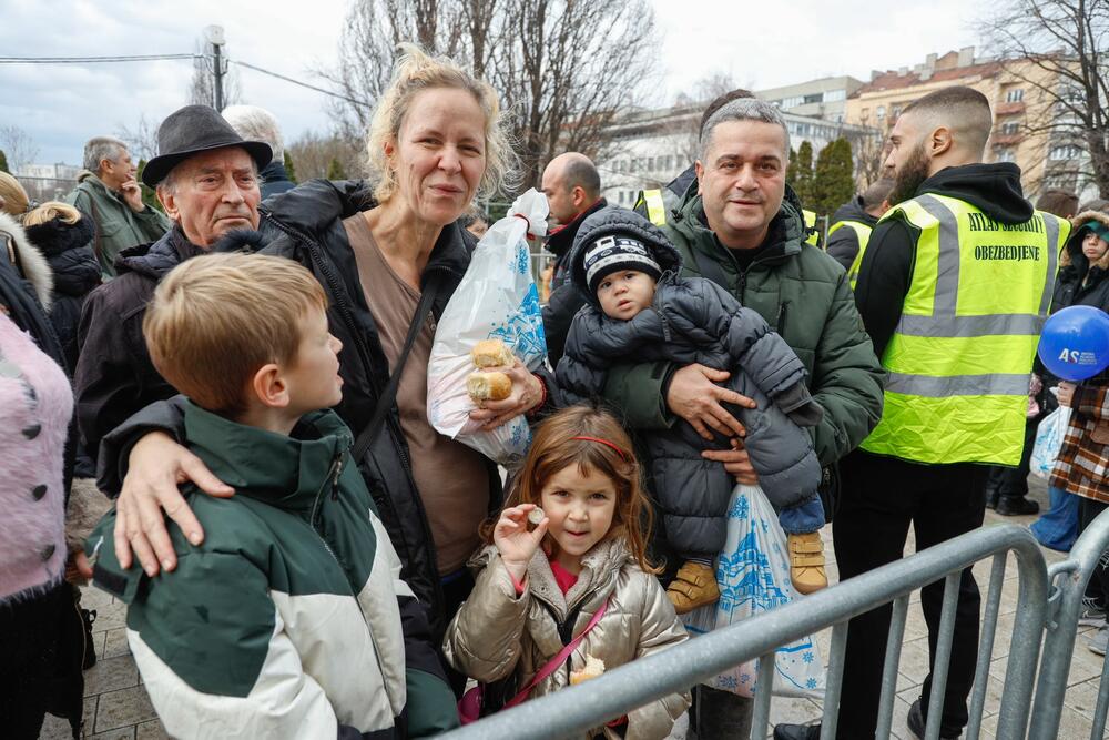 česnica, lomljenje česnice, Hram Svetog Save