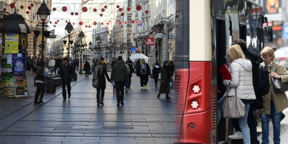 Svi putnici gledali u jedan deo vozila na liniji 54! Hit u gradskom prevozu u Beogradu (FOTO)