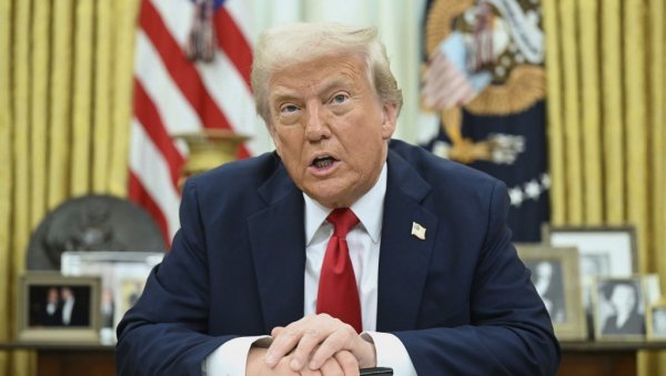 НОВИ ВЕЛИКИ УДАРАЦ ТРАМПА КИНИ: Диже царине до 145 одсто НОВИ ВЕЛИКИ УДАРАЦ ТРАМПА КИНИ: Диже царине до 145 одсто