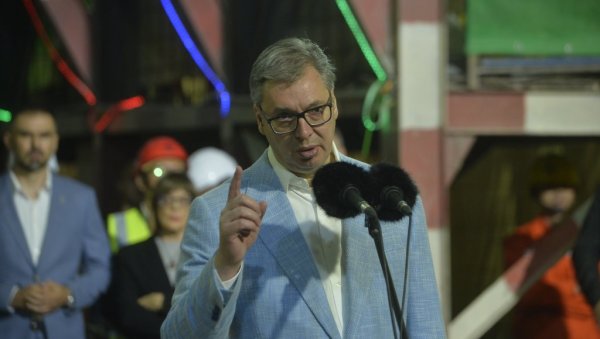 ВУЧИЋ: Блокадери нанели велику штету туризму - Због блокада 22,8 одсто туриста мање ВУЧИЋ: Блокадери нанели велику штету туризму - Због блокада 22,8 одсто туриста мање