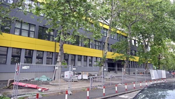 ШКОЛА ЗА БУДУЋЕ ШАМПИОНЕ: Реконструкција Спортске гимназије при крају, ђаци добијају изузетне услове ШКОЛА ЗА БУДУЋЕ ШАМПИОНЕ: Реконструкција Спортске гимназије при крају, ђаци добијају изузетне услове