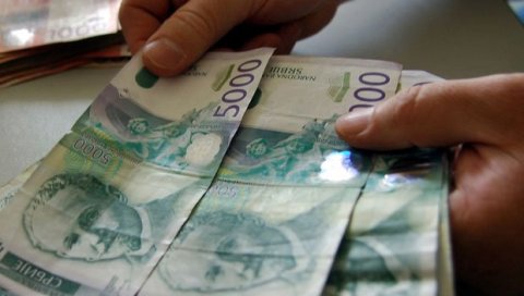 ИСПЛАТА ПОМОЋИ ОД 20.000 ДИНАРА ПОЧИЊЕ У ЈУНУ: Ево ко има право и до када ће бити додељен новац ИСПЛАТА ПОМОЋИ ОД 20.000 ДИНАРА ПОЧИЊЕ У ЈУНУ: Ево ко има право и до када ће бити додељен новац