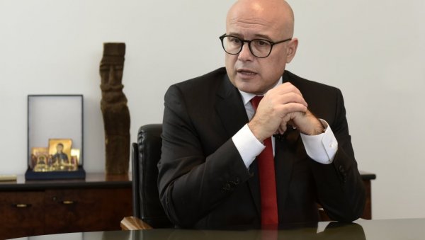 ИСПУМПАЋЕМО СВЕ ВАШЕ ЛАЖИ Вучевић: Никаква САНУ није тражила смену председника ИСПУМПАЋЕМО СВЕ ВАШЕ ЛАЖИ Вучевић: Никаква САНУ није тражила смену председника