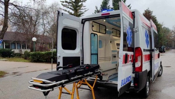 ДОНАЦИЈА ДОМА ЗДРАВЉА ОБРЕНОВАЦ: Лазаревац богатији за неопходно санитетско возило ДОНАЦИЈА ДОМА ЗДРАВЉА ОБРЕНОВАЦ: Лазаревац богатији за неопходно санитетско возило