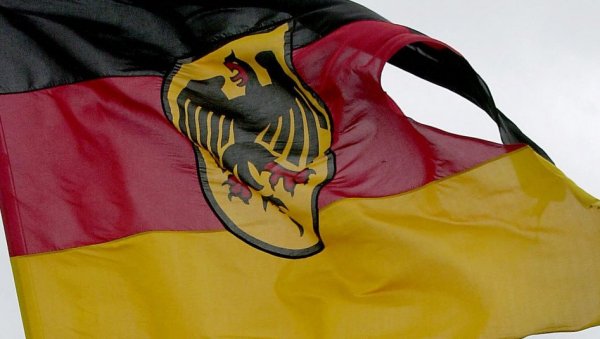 РЂАЈ У МИРУ: Зашто се немачки мостови и школе распадају?