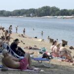 NA ADI POČELO MASOVNO KUPANjE: Ovo su cene hrane i pića na beogradskom moru