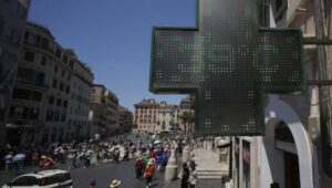 ASFALT SE TOPI SRBIJA U CRVENOM, EVO KADA STIŽE ZAHLAĐENjE: Vremenska prognoza za petak, 4. jul