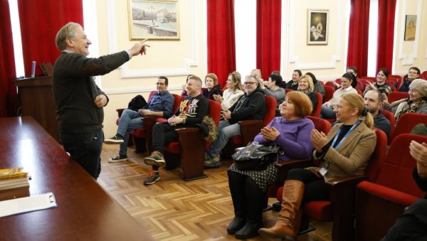 „Лавиринт Теслиног ума“ приказан на Пољопривредном факултету