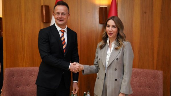 СИЈАРТО ЗАДОВОЉАН: Преговори око НИС-а теку добро - Руси и МОЛ се усагласили