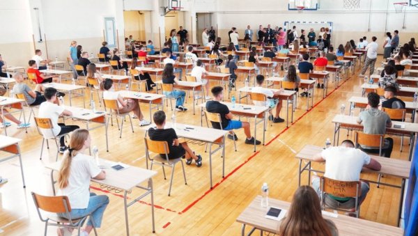 ВАЖНО ЗА ОСМАКЕ: Ученици полажу пробни завршни испит у петак и суботу - ово су детаљи