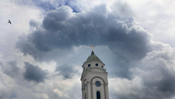 ВРЕМЕ ДАНАС ПОНОВО УЖАСНО: Киша наставља да лије, сунце никако да видимо