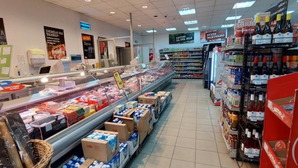 Радно време за 1. мај: Како ће радити продавнице, пијаце, апотеке - детаљан списак