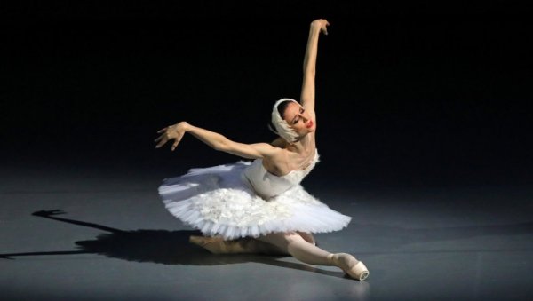 Сваки Вадимов тон ме инспирише: Интервју - Светлана Захарова, примабалерима, ускоро опет у Београду (ФОТО)