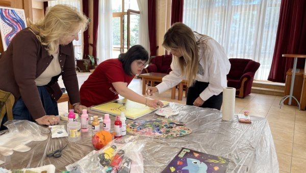 Снага подршке: Јелена Триван уз Међународни институт за Down syndrome Лазаро