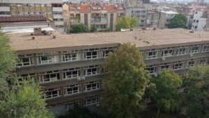 ĐACIMA NEMA KO DA KUVA: Od 166 osnovnih škola u Beogradu, samo u 12 se pripremaju obroci