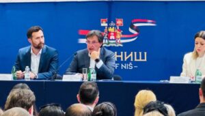 OD KUVARA DO FARMACEUTA: Vojska Srbije u Nišu predstavila tražena zanimanja